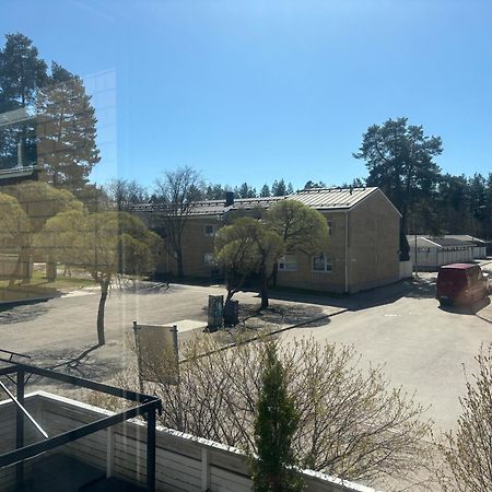 Private Rooms Near Metro, Free Parking,Direct Bus From Airport Ελσίνκι Εξωτερικό φωτογραφία