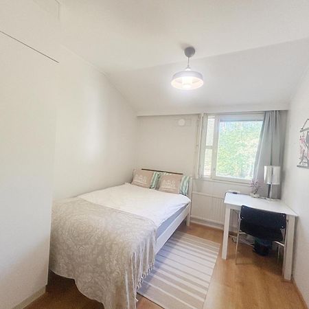 Private Rooms Near Metro, Free Parking,Direct Bus From Airport Ελσίνκι Εξωτερικό φωτογραφία